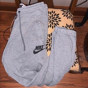 nike sweatpants